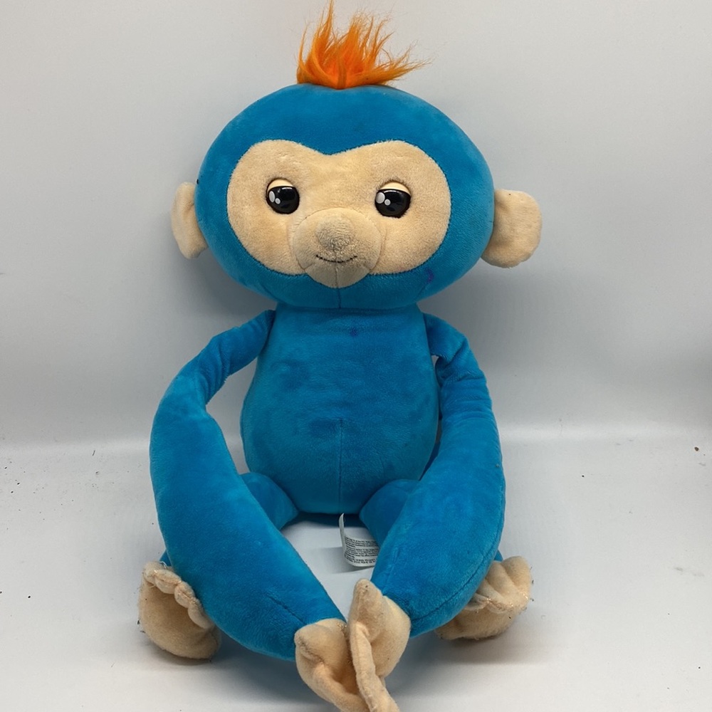 Fingerlings Blue HUGS BORIS Friendly Interactive Plush Monkey Toy